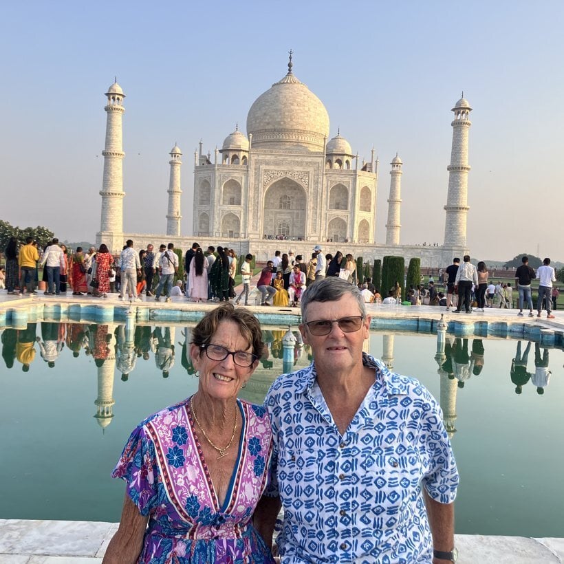 Travellers at the Taj Mahal