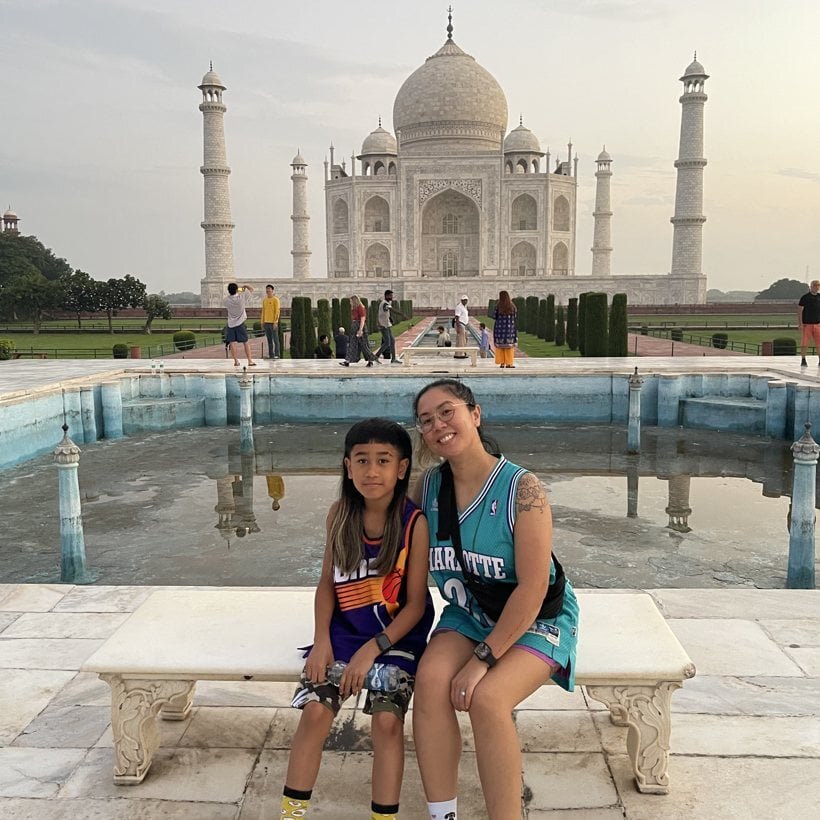 Travellers at the Taj Mahal